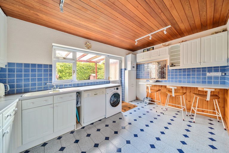 Images for Heathervale Road, New Haw, Surrey
