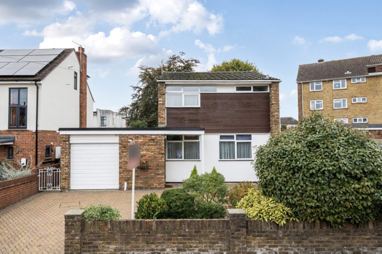 Images for Crouch Oak Lane, Addlestone, Surrey