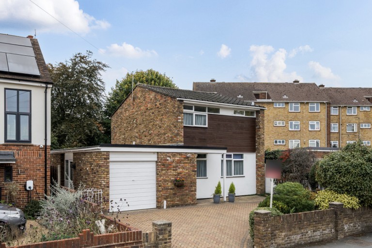 Images for Crouch Oak Lane, Addlestone, Surrey