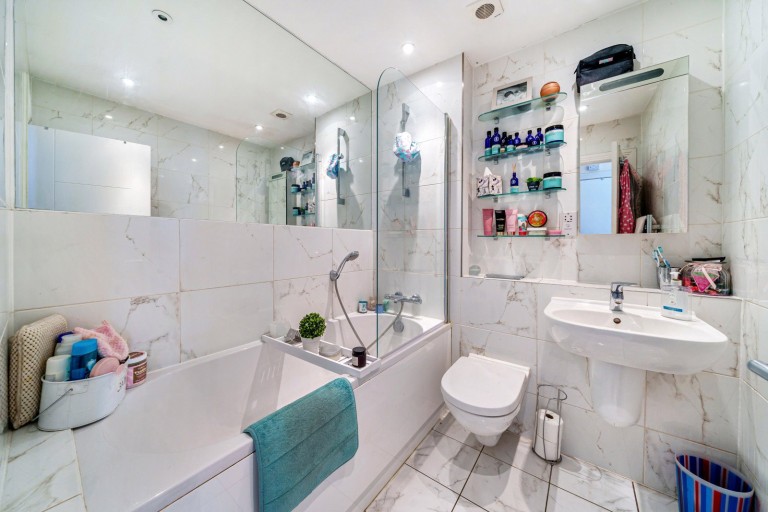 Images for Marsh Close, Addlestone, Surrey