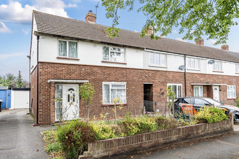 Click the photo for more details of Lime Grove, Addlestone, Surrey