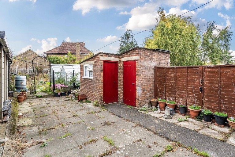 Images for Lime Grove, Addlestone, Surrey