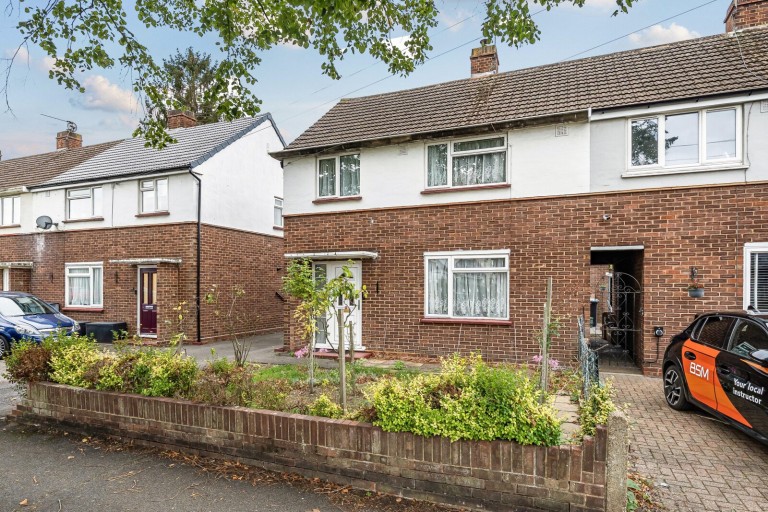 Images for Lime Grove, Addlestone, Surrey