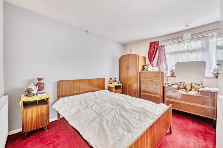 Images for Lime Grove, Addlestone, Surrey