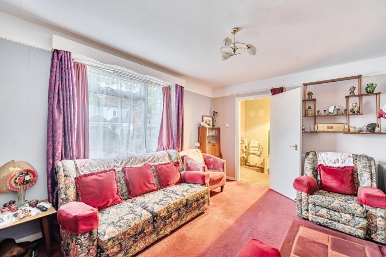 Images for Lime Grove, Addlestone, Surrey