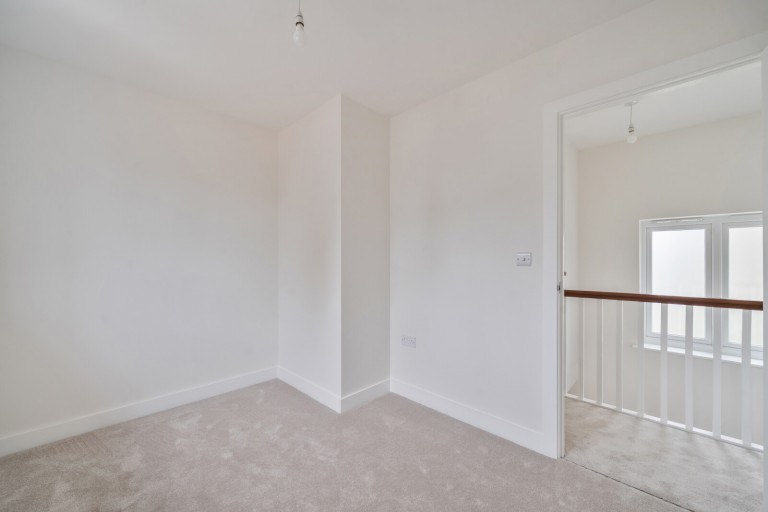 Images for Addlestone, Surrey