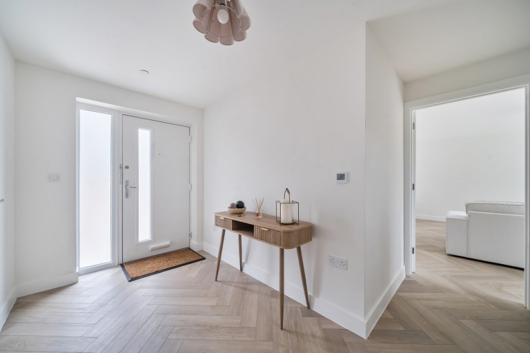 Images for Addlestone, Surrey