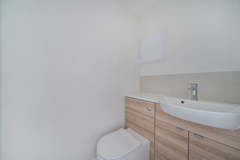 Images for Addlestone, Surrey