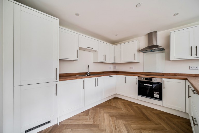 Images for Addlestone, Surrey