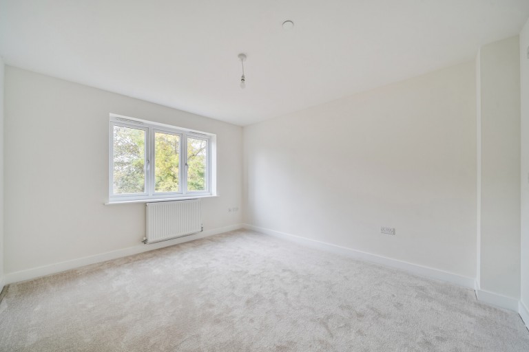 Images for Addlestone, Surrey