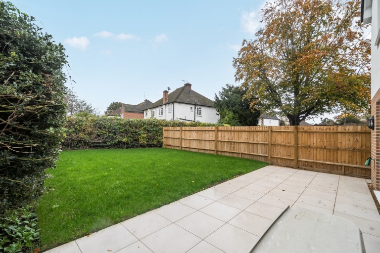 Images for Addlestone, Surrey