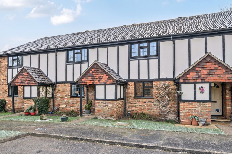 Images for Limebush Close, New Haw, Surrey