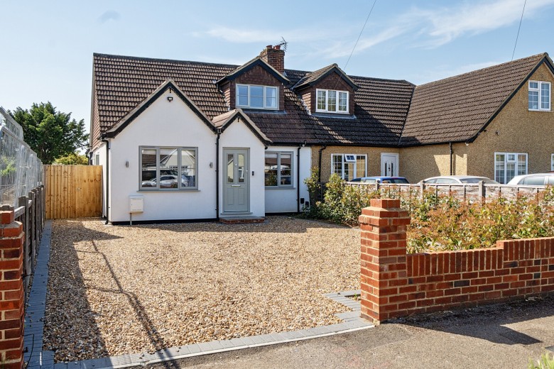 Click the photo for more details of Farleigh Road, New Haw, Surrey