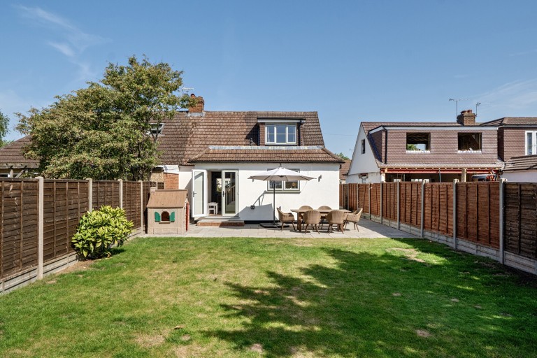 Images for Farleigh Road, New Haw, Surrey