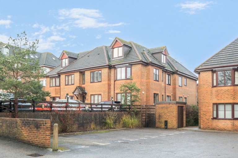 Images for Knaphill, Woking, Surrey