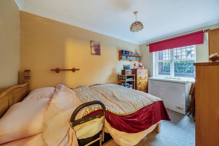 Images for Knaphill, Woking, Surrey