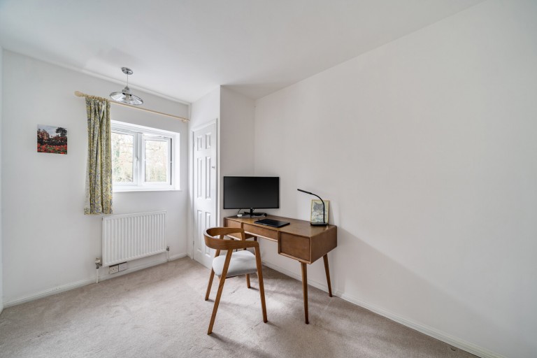 Images for New Haw, Surrey