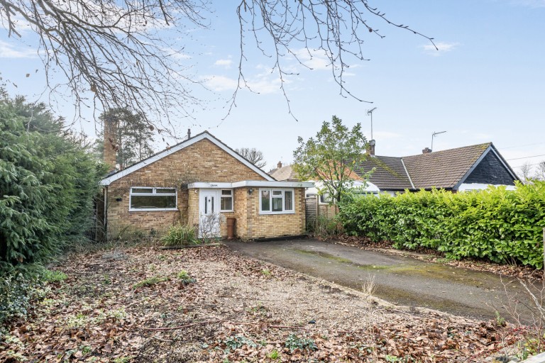 Images for Pinewood Grove, New Haw, Surrey