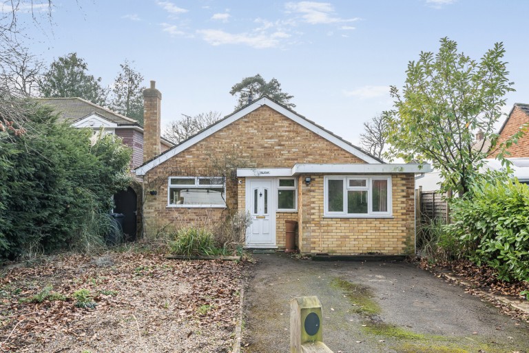 Images for Pinewood Grove, New Haw, Surrey