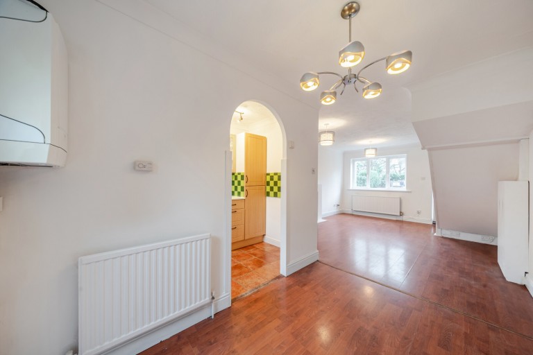 Images for Addlestone, Surrey