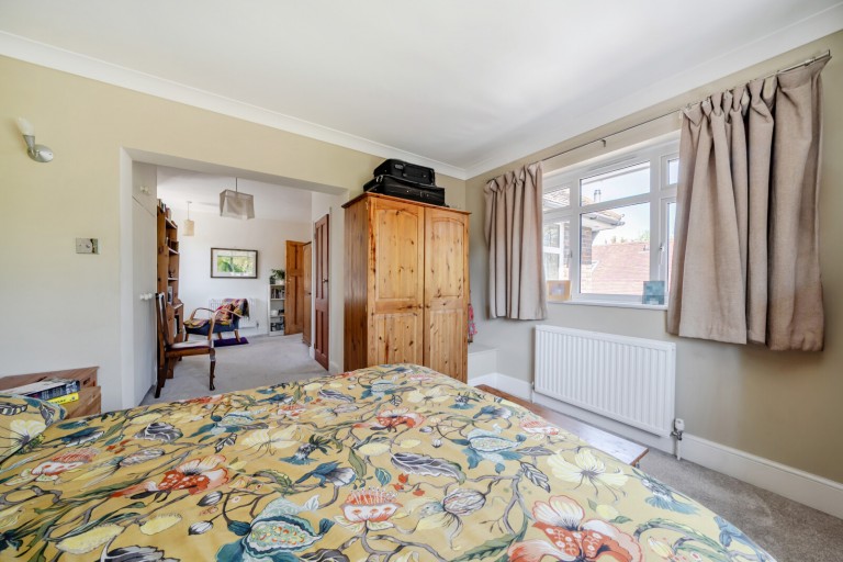 Images for Addlestone, Surrey