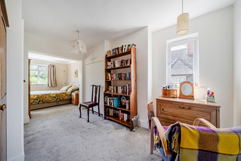 Images for Addlestone, Surrey