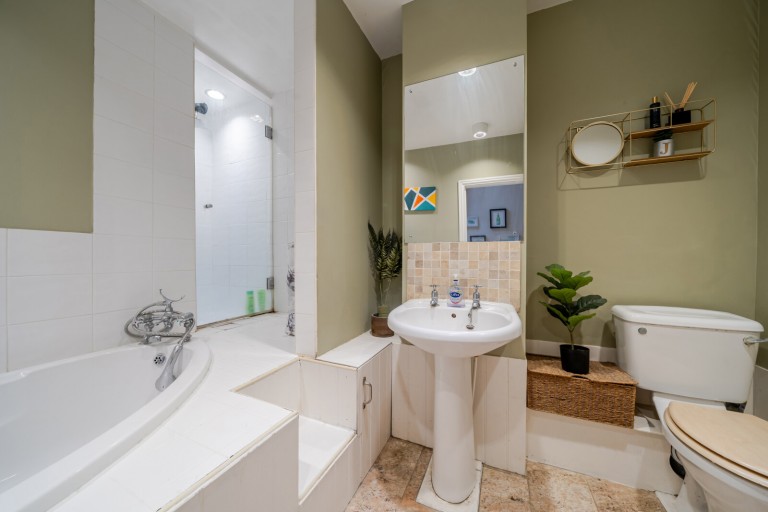 Images for Alexandra Road, Addlestone, Surrey