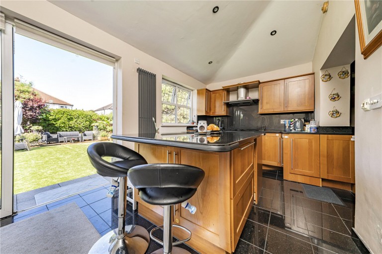 Images for Holmsley Close, New Malden, Surrey