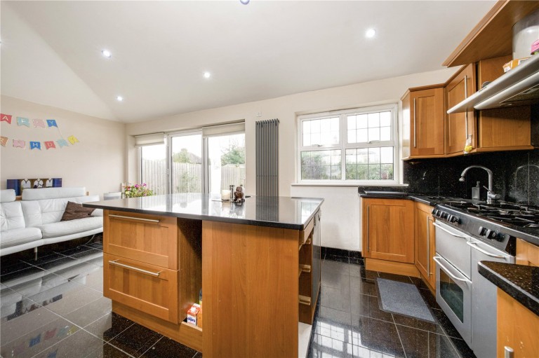 Images for Holmsley Close, New Malden, Surrey