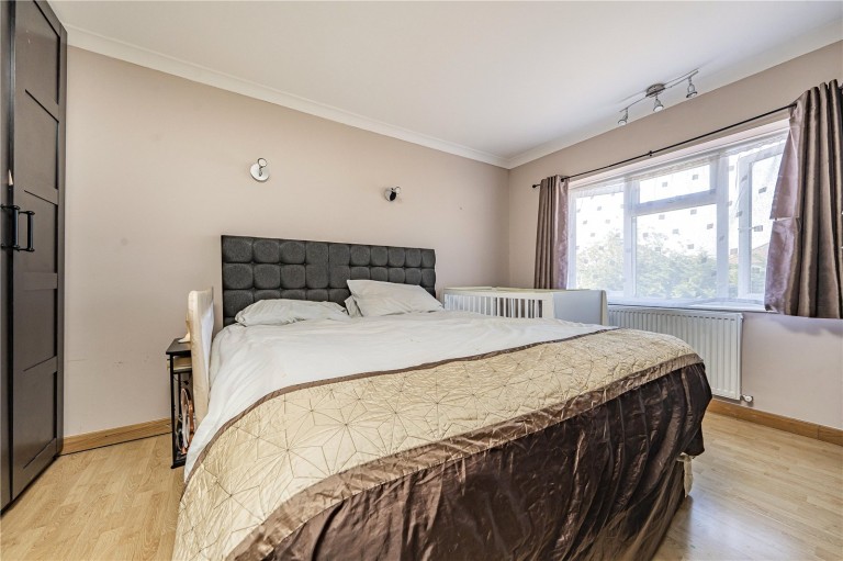 Images for Holmsley Close, New Malden, Surrey