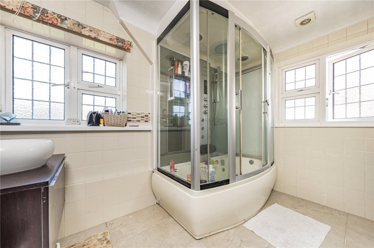 Images for Holmsley Close, New Malden, Surrey