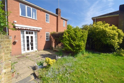 Click the photo for more details of Coombe House Chase, New Malden, KT3