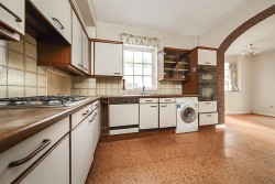 Images for Coombe House Chase, New Malden, KT3