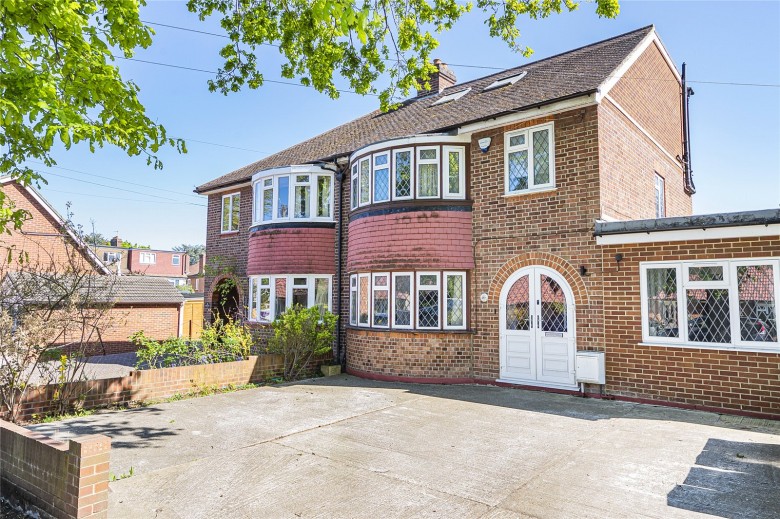 Click the photo for more details of Blakes Lane, New Malden, Surrey