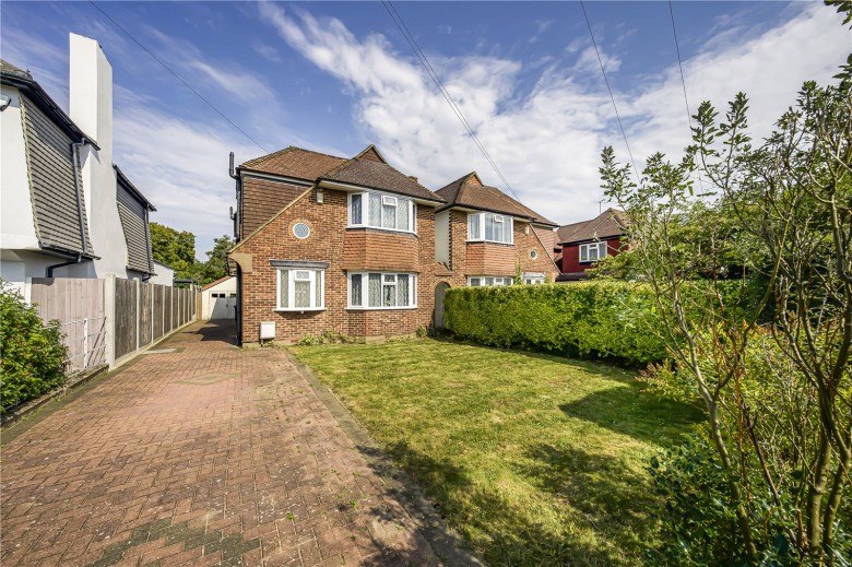 Click the photo for more details of Blakes Avenue, New Malden, Surrey