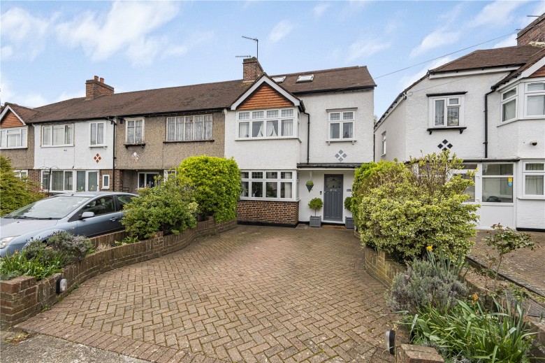 Click the photo for more details of Bramshaw Rise, New Malden, Surrey