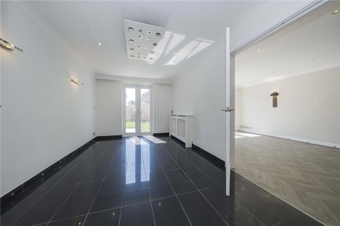 Click the photo for more details of Westbury Road, New Malden, KT3