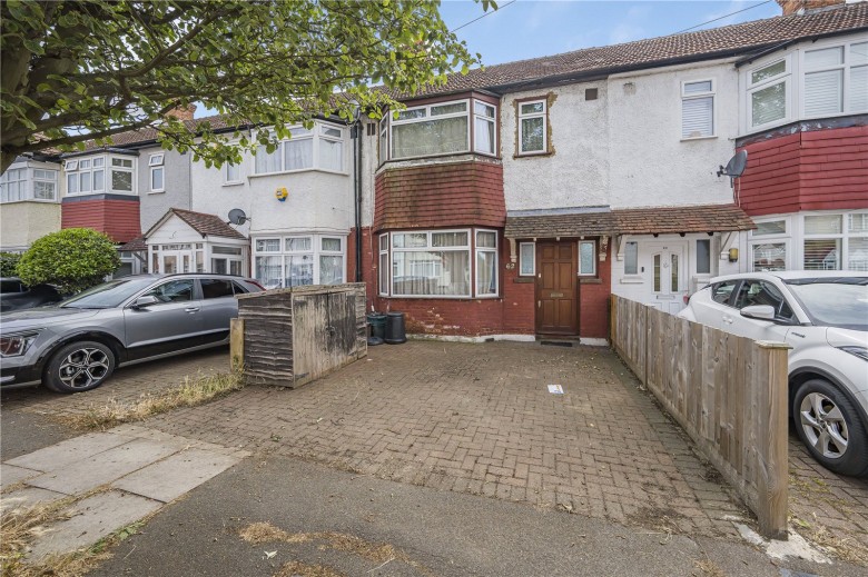 Click the photo for more details of Byron Avenue, New Malden, Surrey