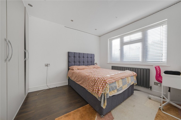 Images for Bargate Close, New Malden, Surrey