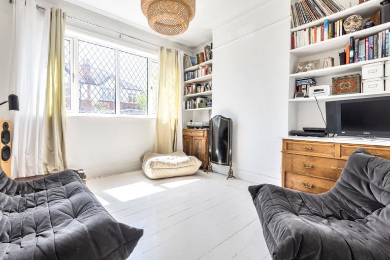 Images for Grayham Crescent, New Malden, Surrey