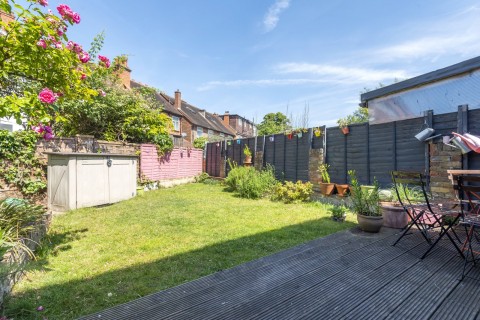 Click the photo for more details of Grayham Crescent, New Malden, Surrey