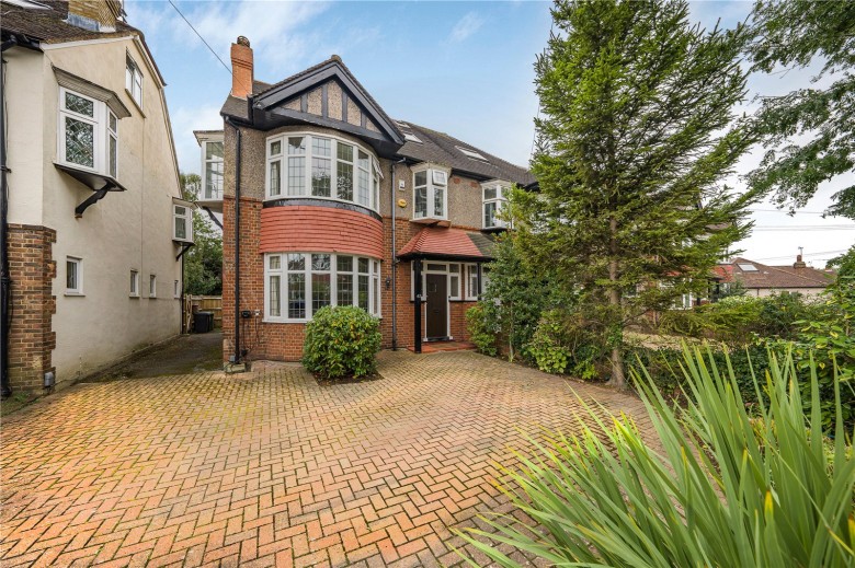 Click the photo for more details of Buxton Drive, New Malden, KT3