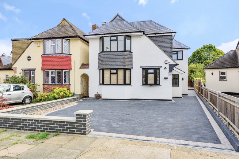 Click the photo for more details of Appleton Gardens, New Malden