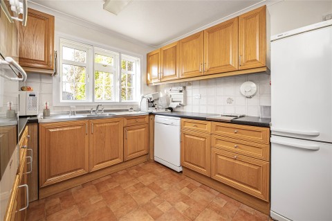 Click the photo for more details of Golfside Close, New Malden, Surrey