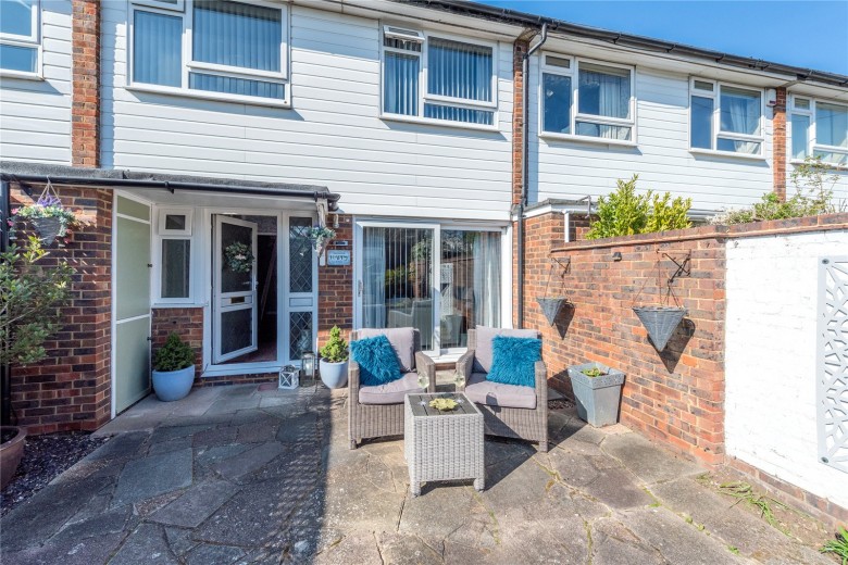 Click the photo for more details of Blakes Lane, New Malden, Surrey