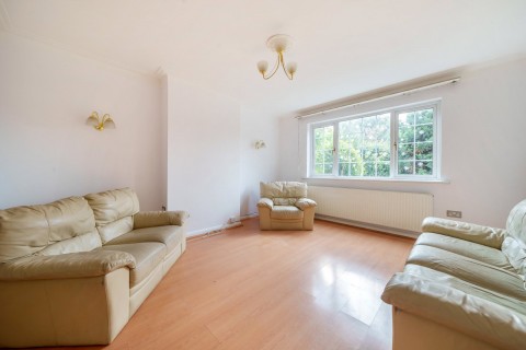 Click the photo for more details of Clarence Avenue, New Malden, KT3