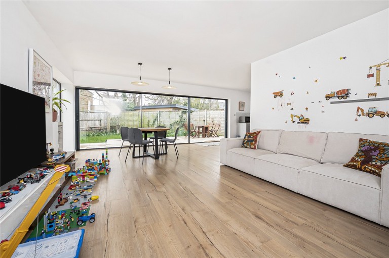 Images for Barton Green, New Malden, Surrey