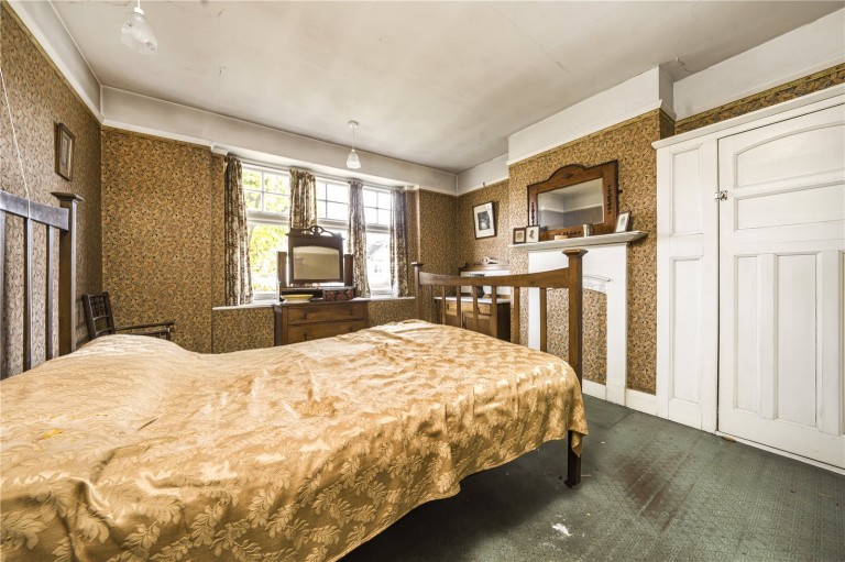 Images for Hoppingwood Avenue, New Malden, Surrey