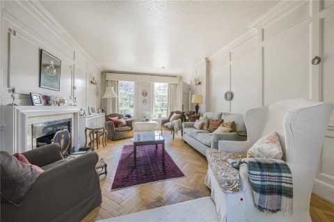 Click the photo for more details of Presburg Road, New Malden, KT3
