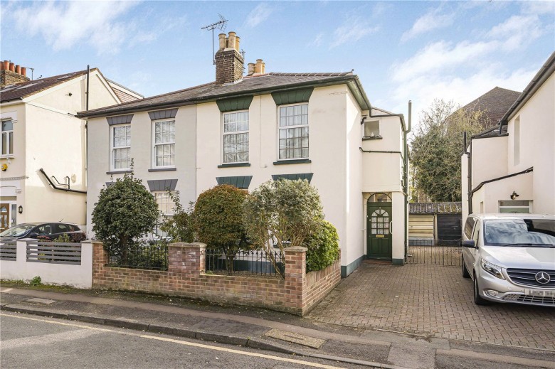 Click the photo for more details of Acacia Grove, New Malden, KT3